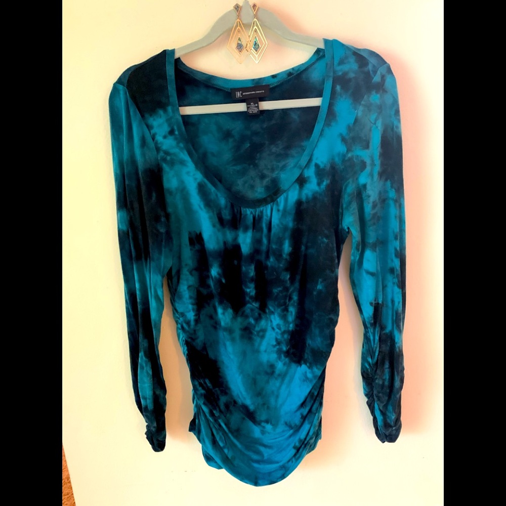 Tie dye trendy top.